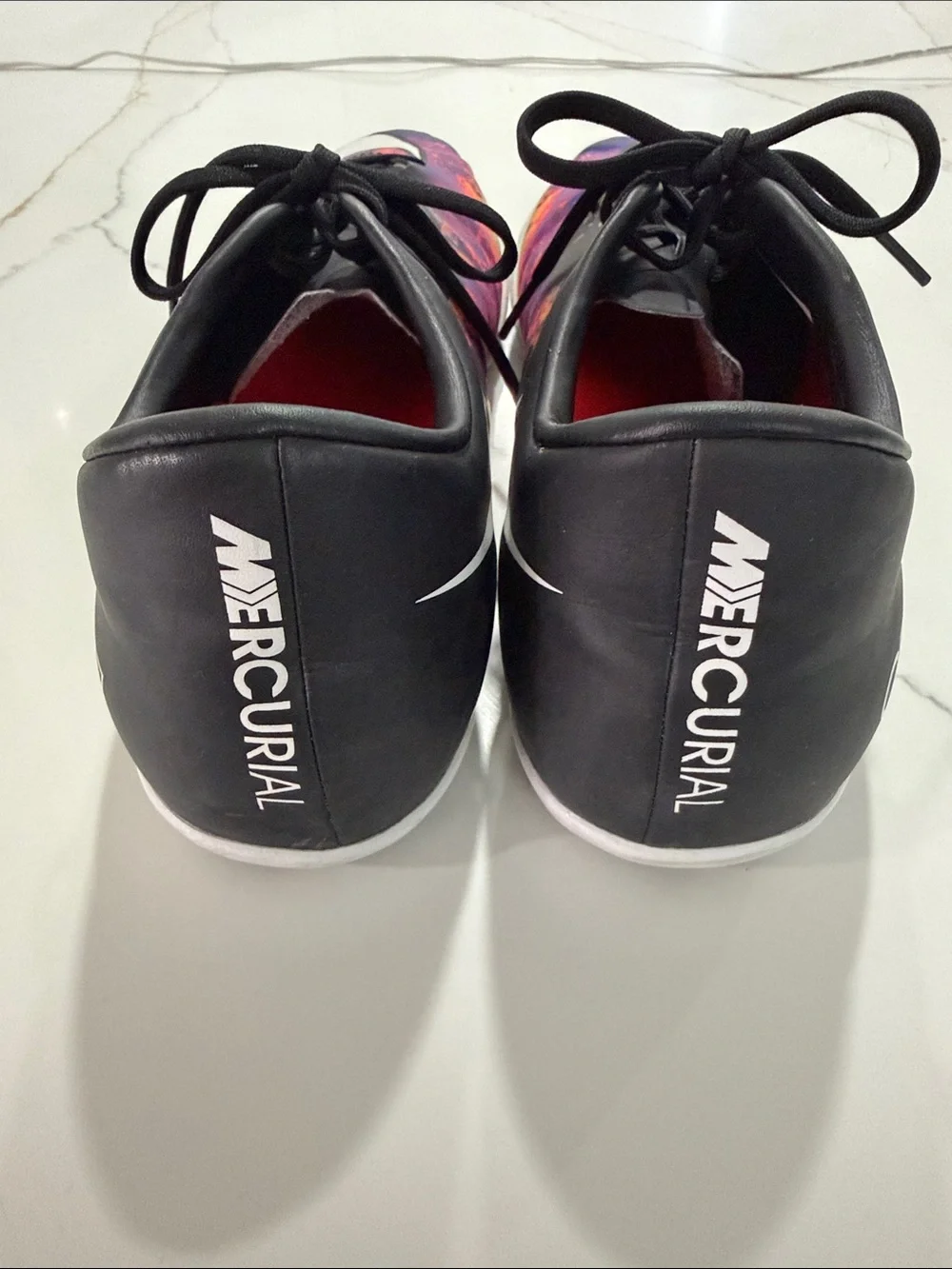 Nike vibrant indoor